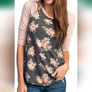 Ladies 3/4 sleeve floral shirt
